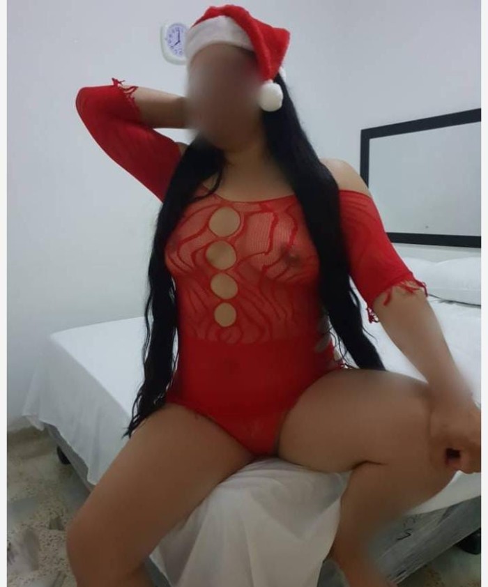 Buen rollo fiestera masaje besos caricias