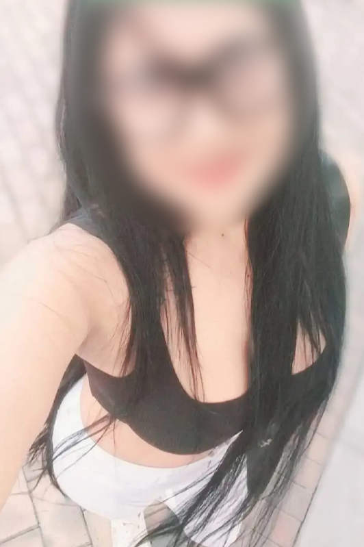 Luana: Elegancia y Sensualidad en Cuenca Centro