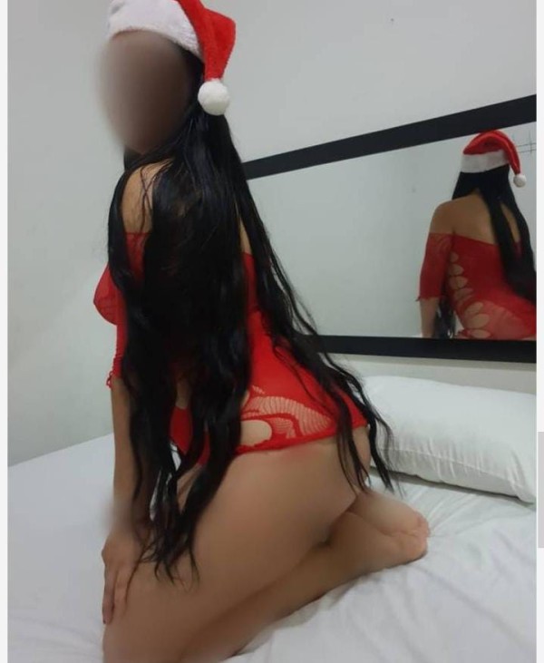 Deliciosos 69 al natural besos y caricias fiestera