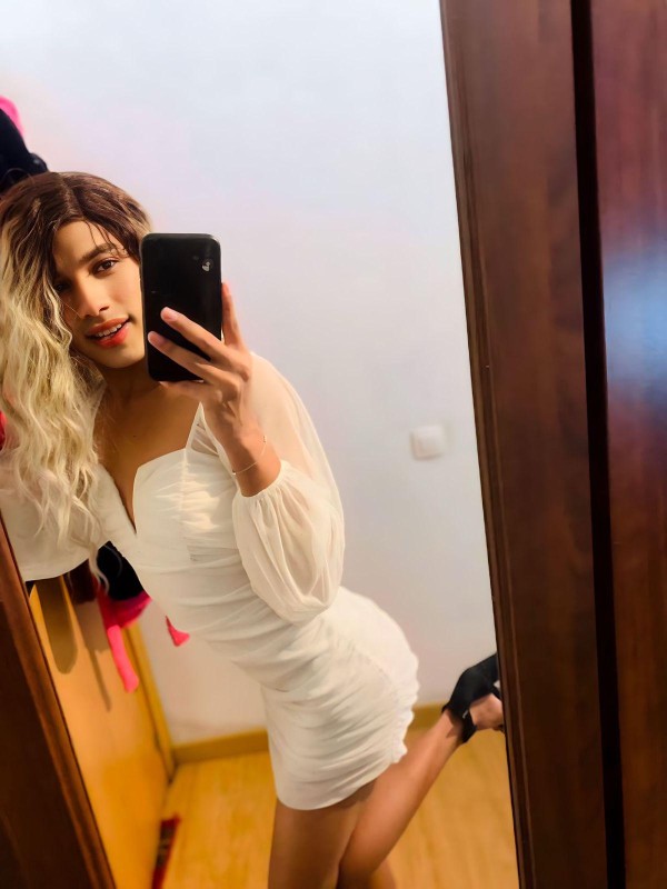 TRANS JOVENCITA CALIENTE