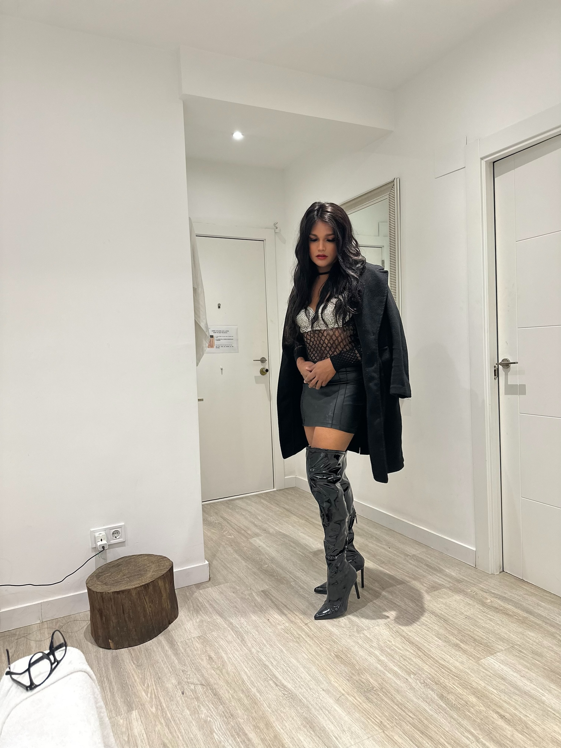 TRANS MORENA LATINA DOMINATRIX