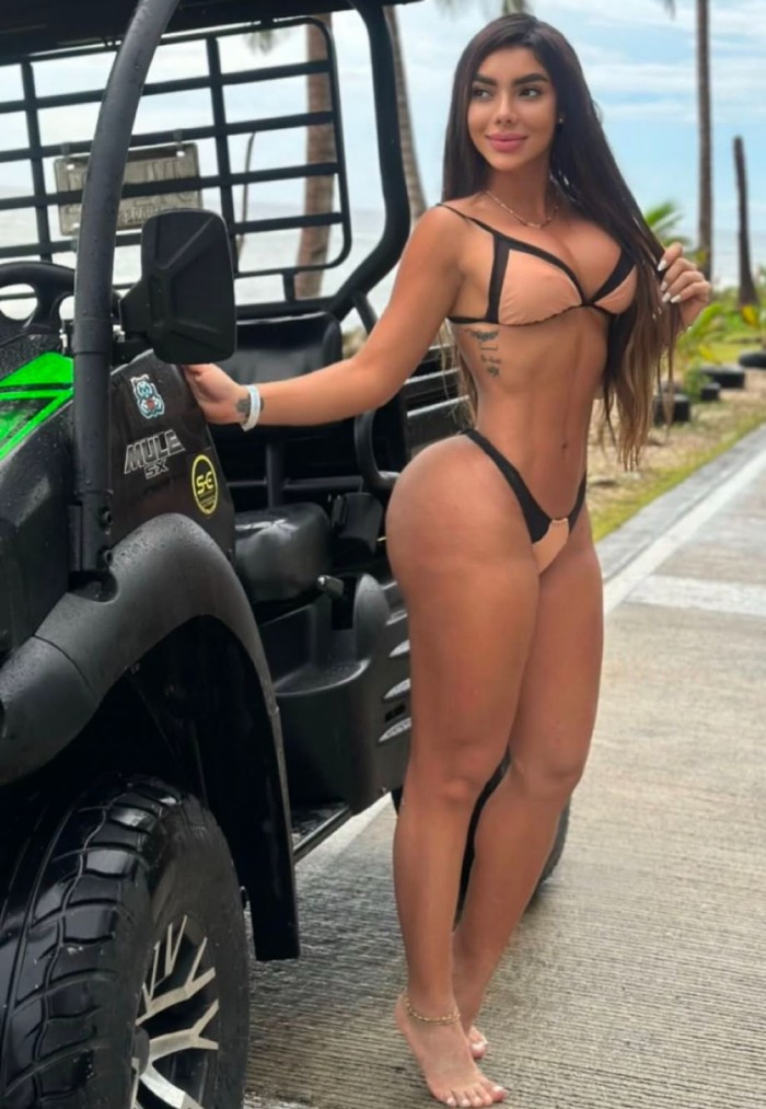 Ven y disfruta de rica chica solo llamame amor