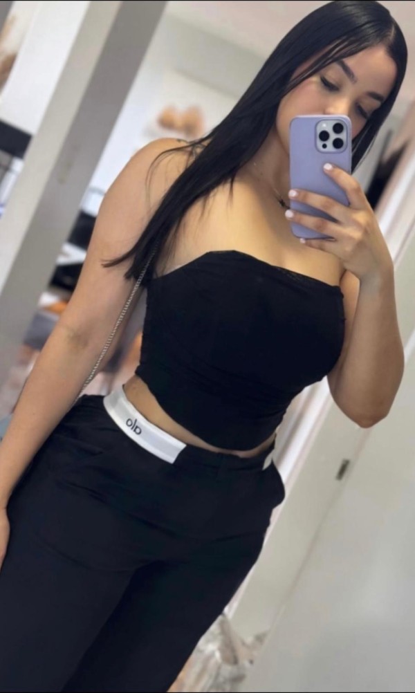 HERMOSA LATINA EXPERTA EN CITAS CALIENTES VISITAME