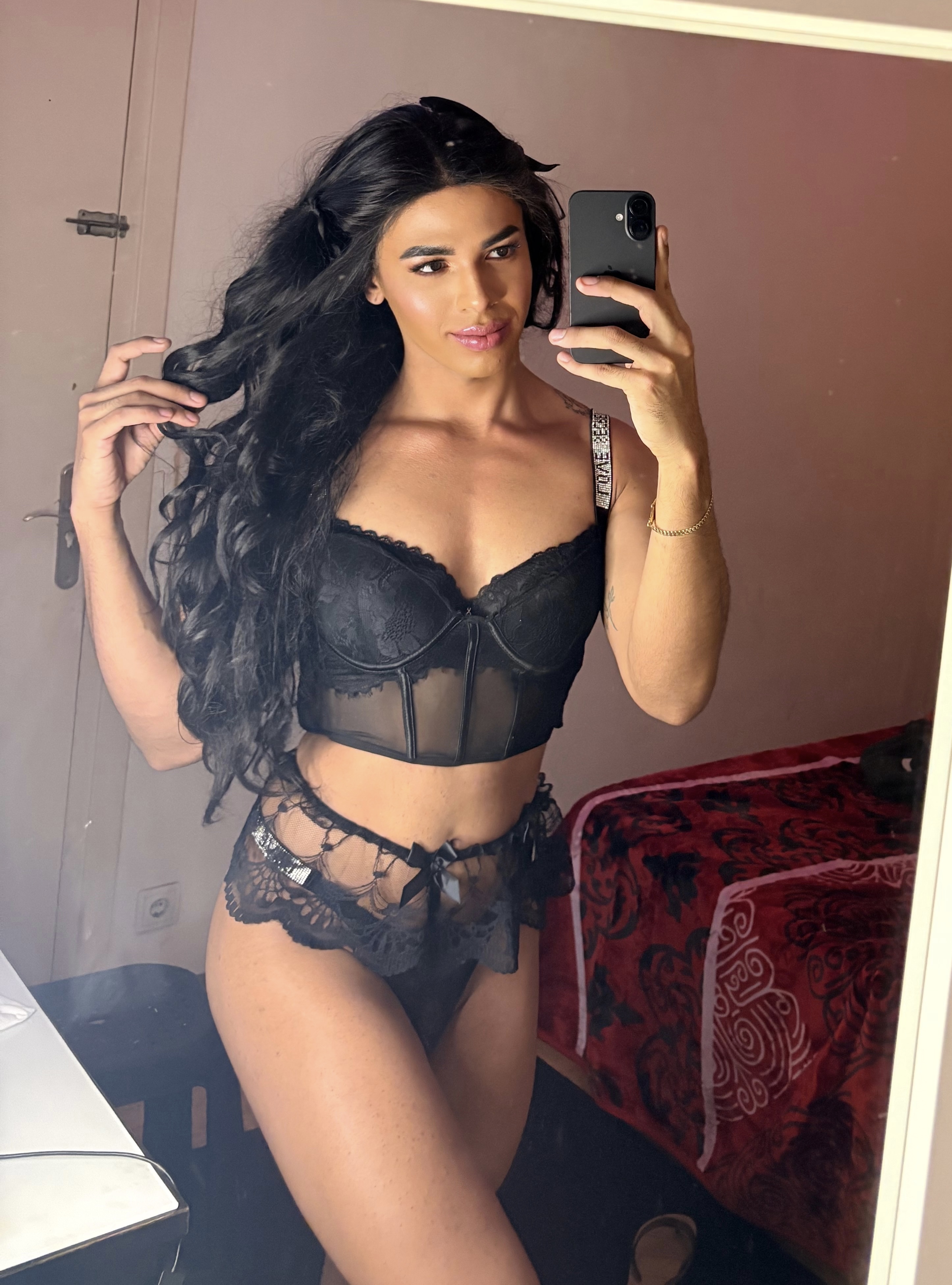 Trans sofia mulata colombiana