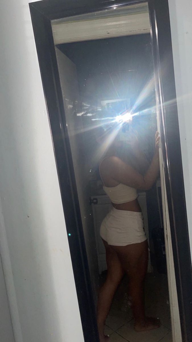 Sofia jovencita paraguaya ardiente fogosa sensual