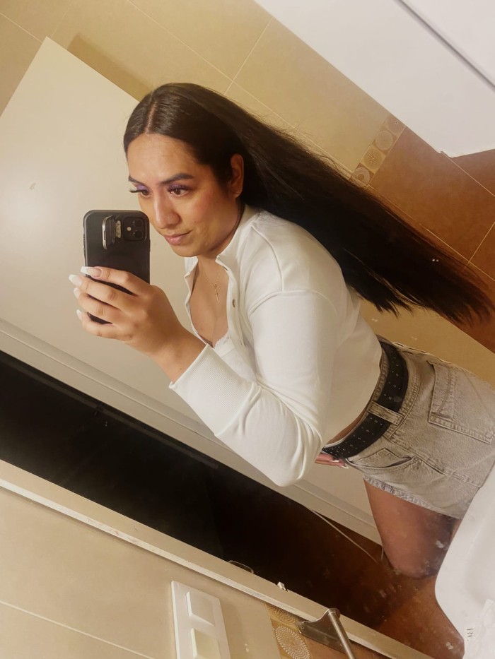 CHICA TRANS LATINA RECIÉN LLEGADA