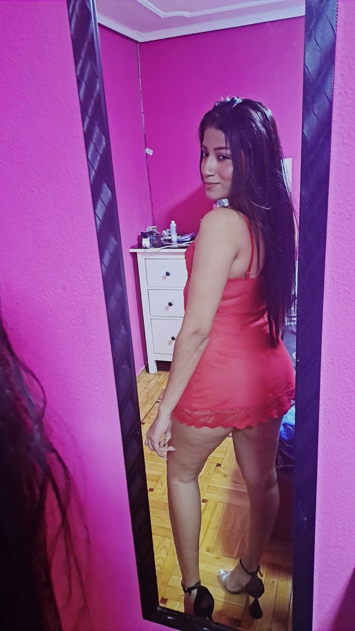 ALEJA COLOMBIANITA RICA RECIEN LLEGADA TODA TUYA