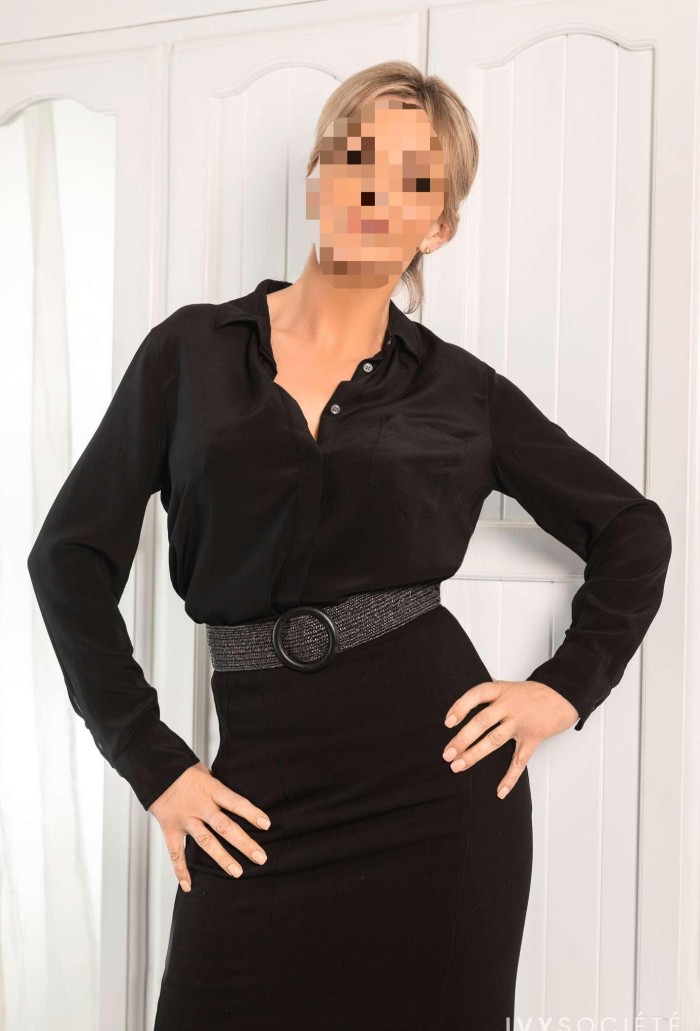 SARA 641064663, OFREZCO MASAJES ERÓTICOS PRIVADOS