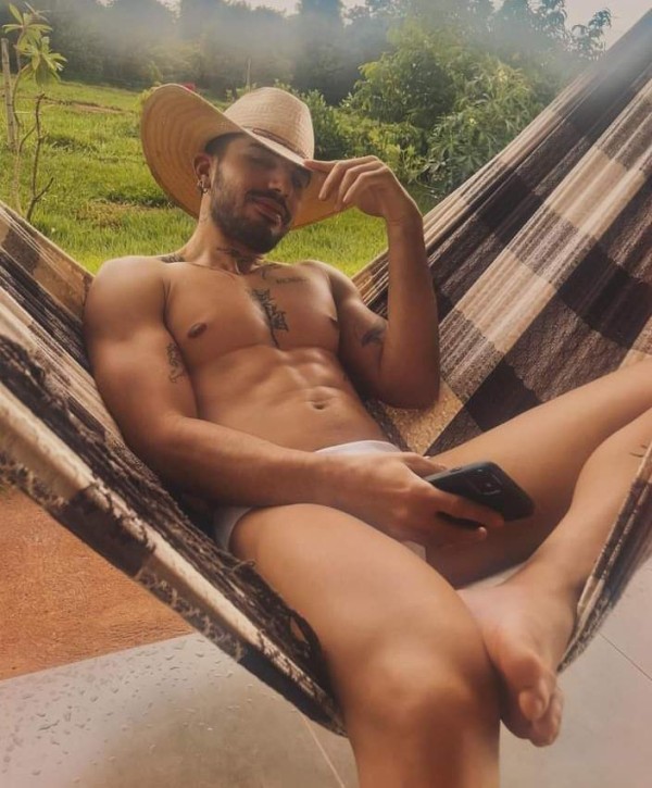 Joven varonil /Bisexual /Hombres,mujeres y parejas.