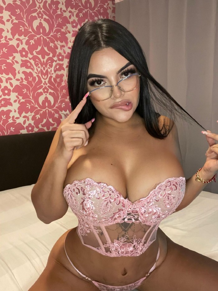 ESCORT DE LUJO COMPLACIENTE SENSUAL 24 HRAS