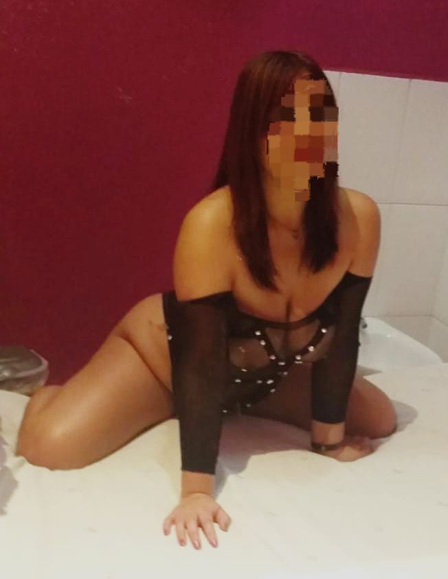 ESCORT PERUANA LLENA DE PASION Y CALENTURA