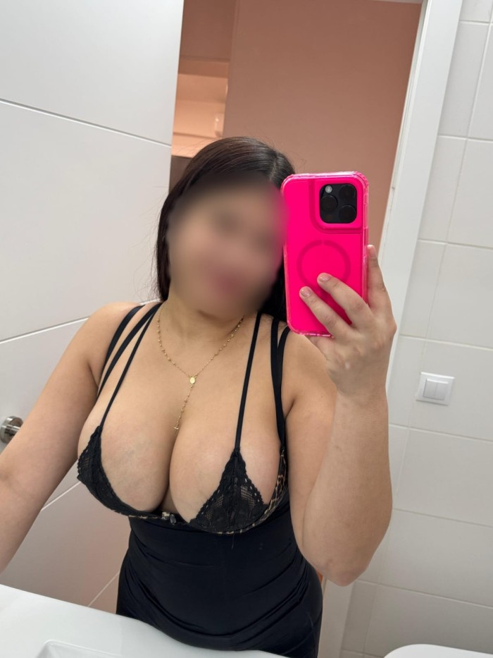 DIOSA DEL SEXO JOVENCITA MUY TRAVIESA Y ARDIENTE