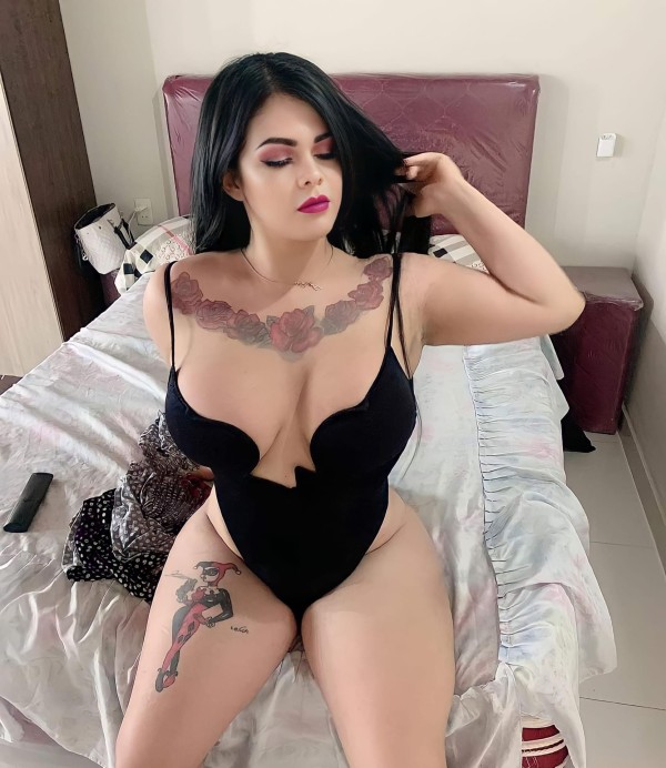 Hermosa trans tetota real en Torremolinos