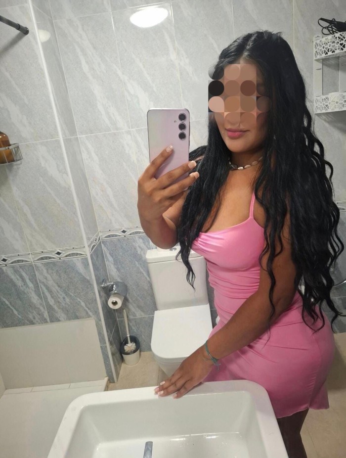 ENCANTADORA  MORENA EN MATARO 24 HORAS