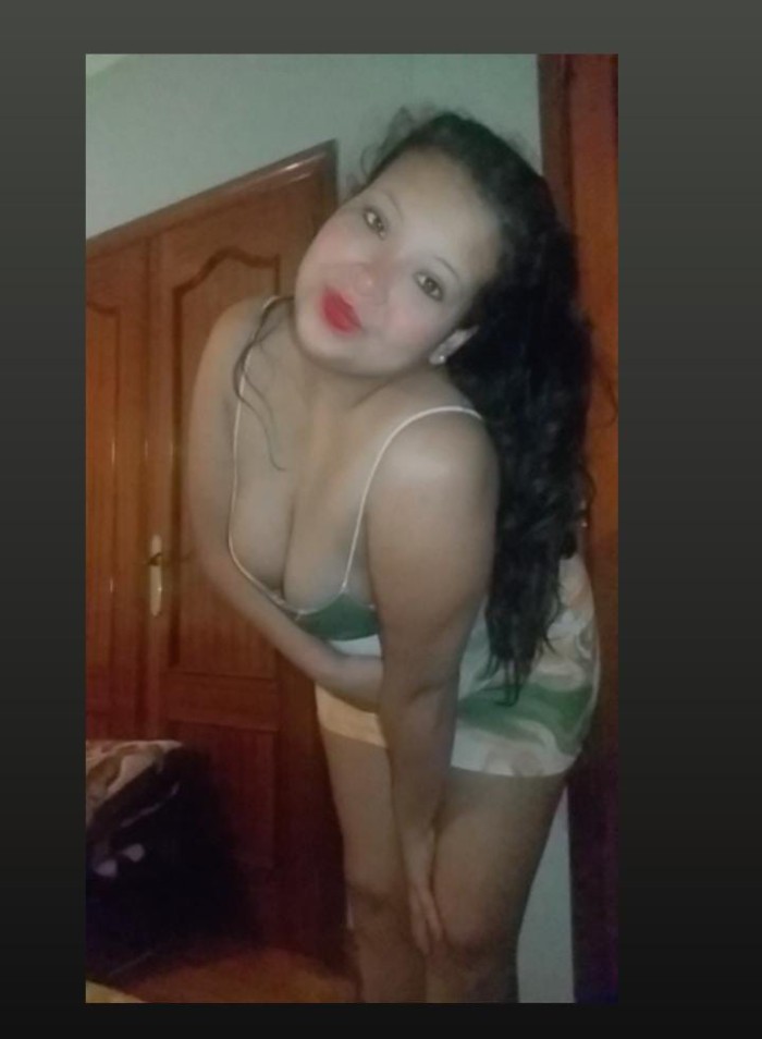 Chica paraguaya espectacular dispuesta a todo