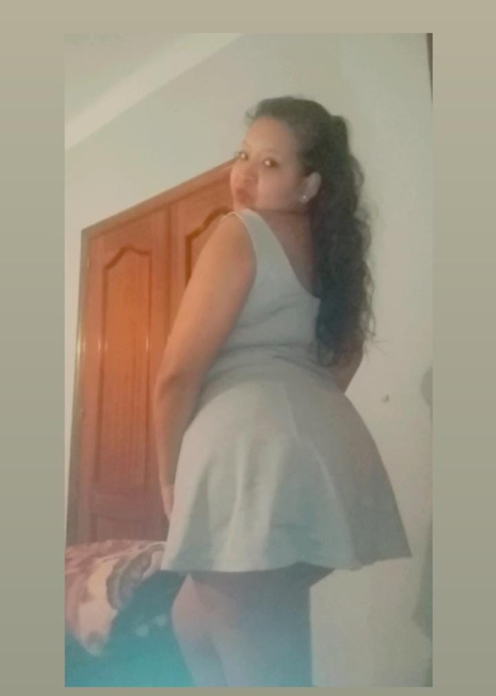 Chica paraguaya espectacular dispuesta a todo