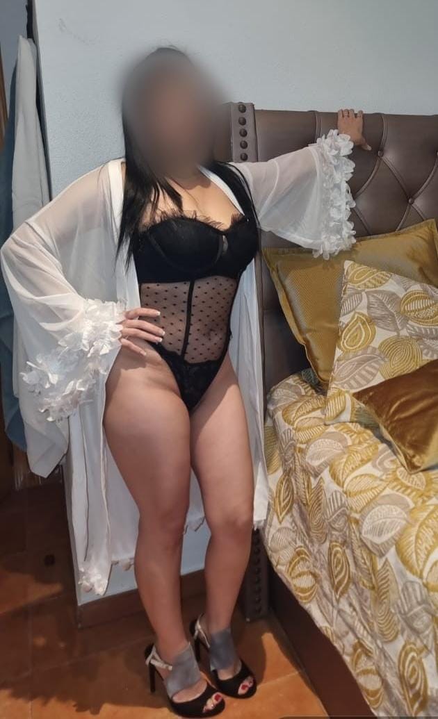 LATINA CACHONDA MULTIORGASMICA EN ALCANTARILLA