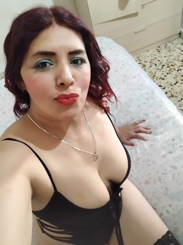 603235334 TU PARAGUAYA EN VILLAROBLEDO Y UN BUEN GRIEGO A TOPE FIESTERA