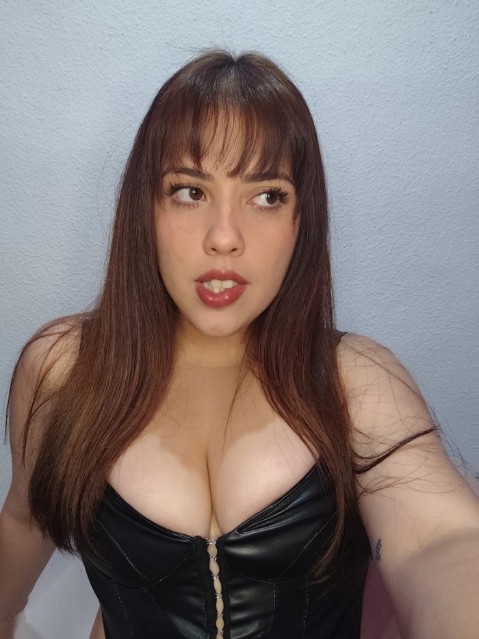 24hrs-latina-ninfomana-ana