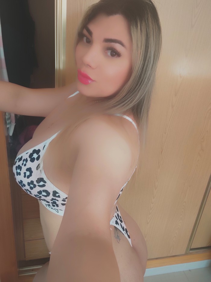 Kassandra fogosa y sensual