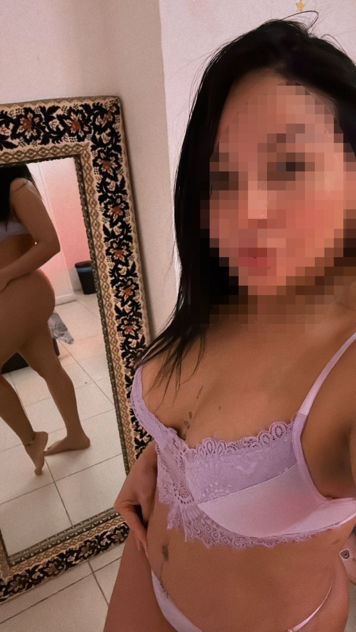 LATINA SIMPÁTICA FIESTERA CARIÑOSA SABINILLAS