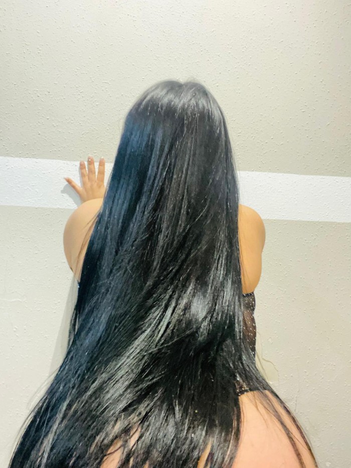 Hermosa latina (colombiana) de nuevo en caceres