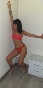 MARIA CAñERA ADICTA AL SEXO FIESTERA  667002858