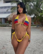 HOLA SOY ESTEISY COLOMBIANA DE BUEN TRATO