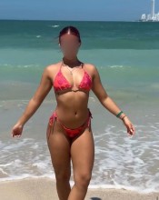 JOVENCITA PELIRROJA SENSUAL Y DE BUEN ROLLO