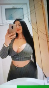 ADICTA AL SEXO Y CON GANAS DE FOLLAR