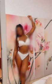 24HR DISPONIBLE MIA TU AFRO AMERICANA ENCANTADORA