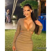 JOVEN LATINA, MASAJISTA, EXPERTA EN GARGANTA PROFU