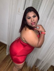 HERMOSA LATINA CACHONDA