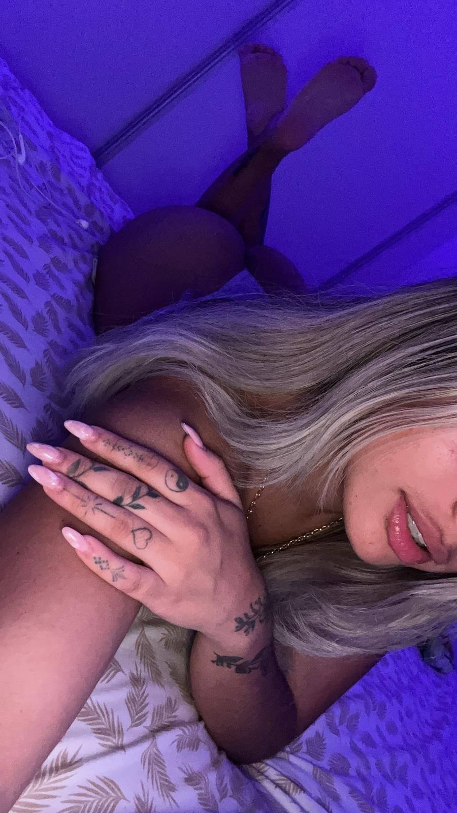 SABRINA NOVEDAD LOS CRISTIANOS CHICA COMPLETA 24H