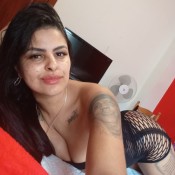 MORENA NUEVA CON UN CUERPO  HERMOSO