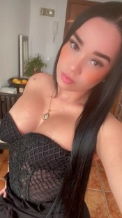 SENSUAL ARDIENTE COLOMBIANA CON UN XOXO EXQUISITO