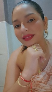 **CHICA NUEVA EN LA CIUDAD**CAMILA JOVEN COLOMBIANA.LINARES