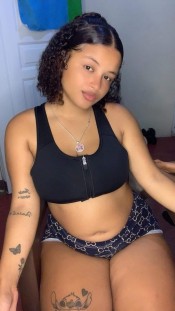 JOVEN LATINA SIMPáTICA MUY DISCRETA DISPONIBLE 24H