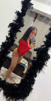 LATINA FIESTERA MORBOSA CALIENTE