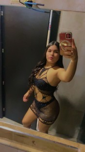 TU VENEZOLANA RICA Y DELICIOSO CUERPO