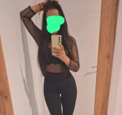 CHICA DELGADA GUAPA POCO PECHO Y SEXO PASIONAL TRATO DE NOVIOS