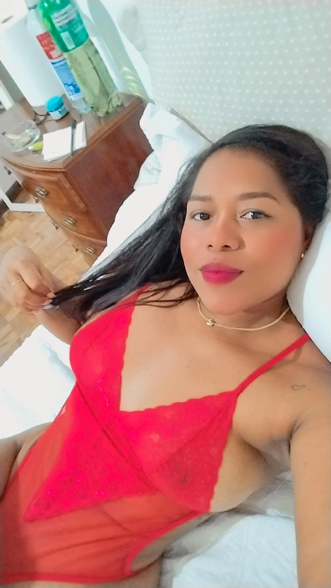 COLOMBIANA CALIENTE