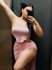 ENCANTADORA Y SEXY JOVENCITA