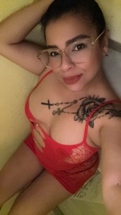 LA MáS SEXY CALIENTE COMPLACIENTE