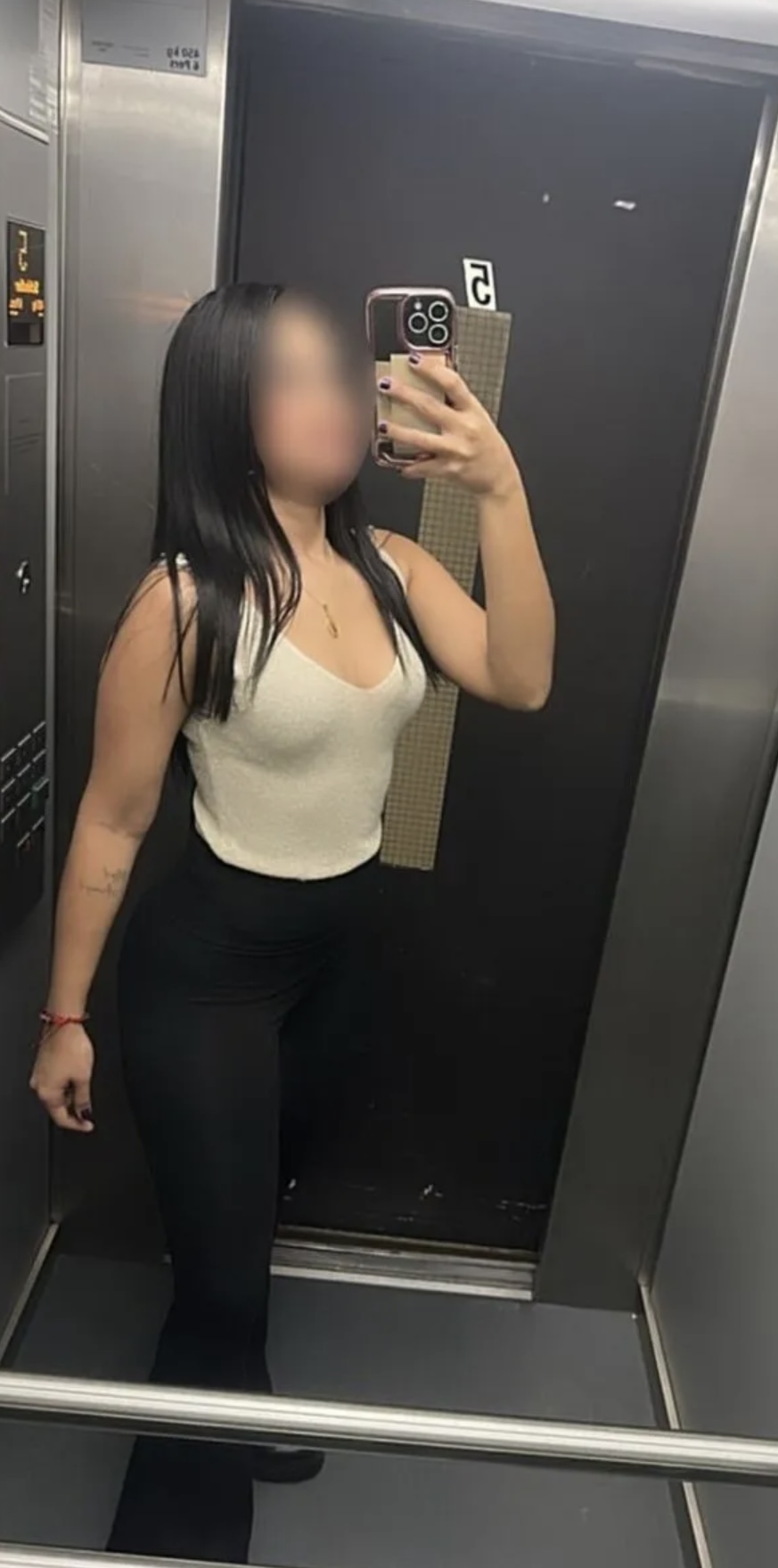 NENA DE 23 AñOS NUEVA POR AQUI …