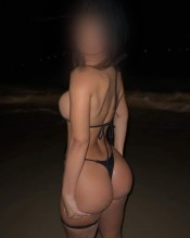 BELLA MUJER MASAJISTA PROFESIONAL MUY COMPLETA A TODO SÍ