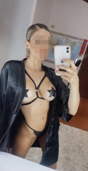 LATINA CACHONDA Y FIESTERA EN ALBACETE