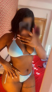 MORENAZA JOVIAL Y EXQUISITA CON CUERPAZO