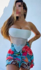 EX CAMARERA JOVEN  ESPAñOLA NO PROFESIONAL