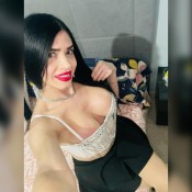 CHICA TRANS COLOMBIANA CACHONDA